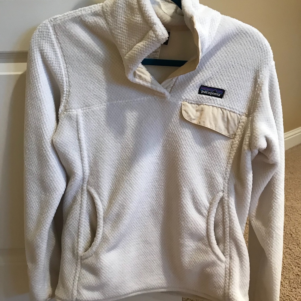 Patagonia Women’s sweatshirt